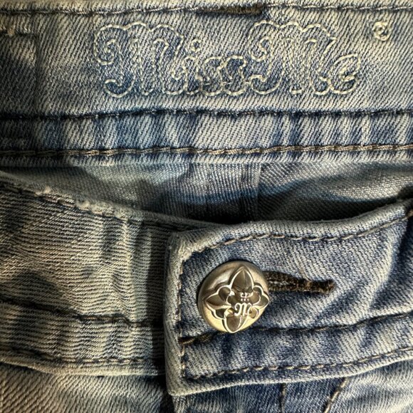 Miss Me Jeans Size 27 Inseam 23 inches Boyfriend Capri Weathered - Picture 9 of 14
